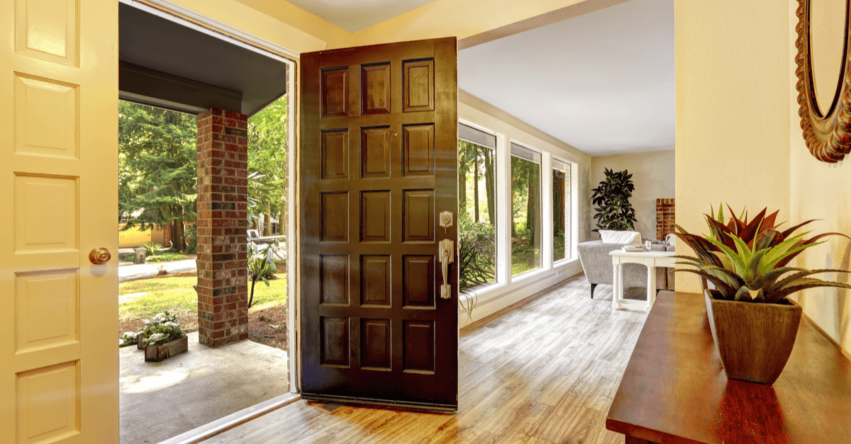 How Do Open Houses Work? Here's What to Do, Ask, and Wear Orchard